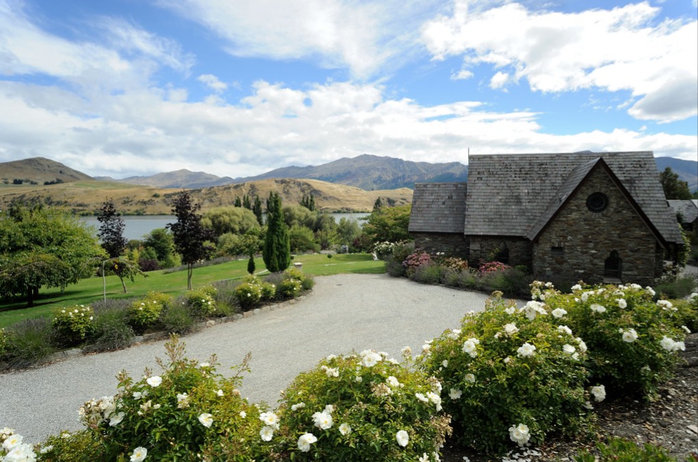 Stoneridge Estate chapel and gardens
